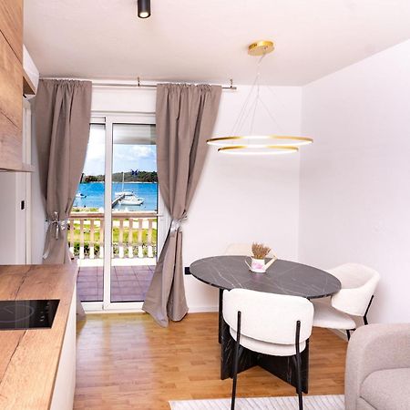 ראב Guesthouse Mira מראה חיצוני תמונה