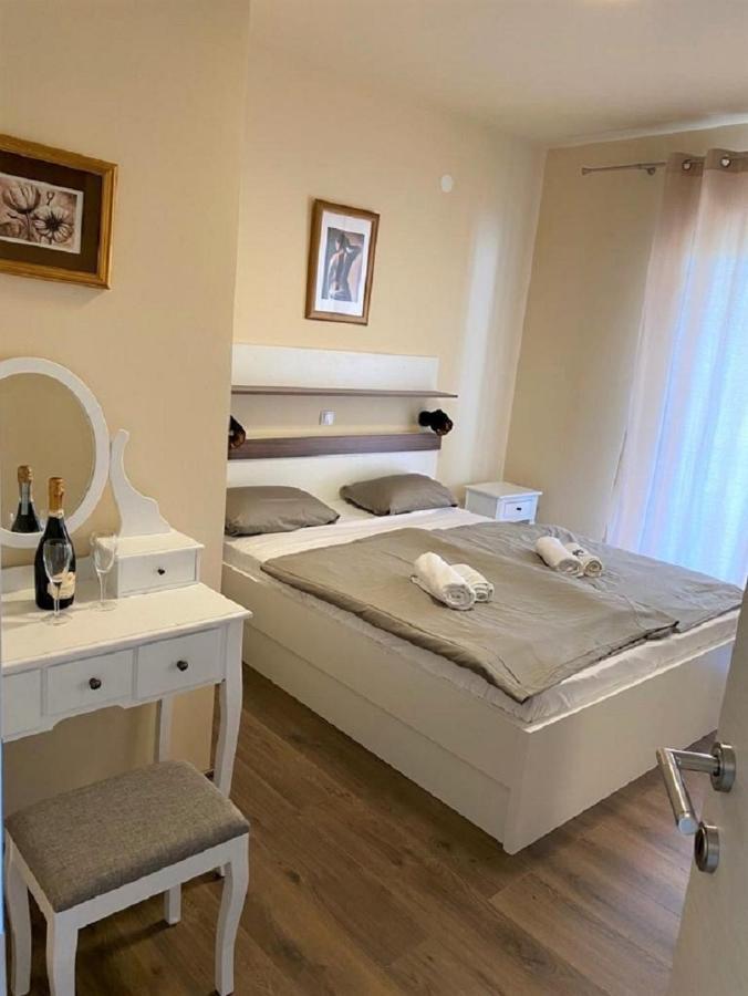 ראב Guesthouse Mira מראה חיצוני תמונה