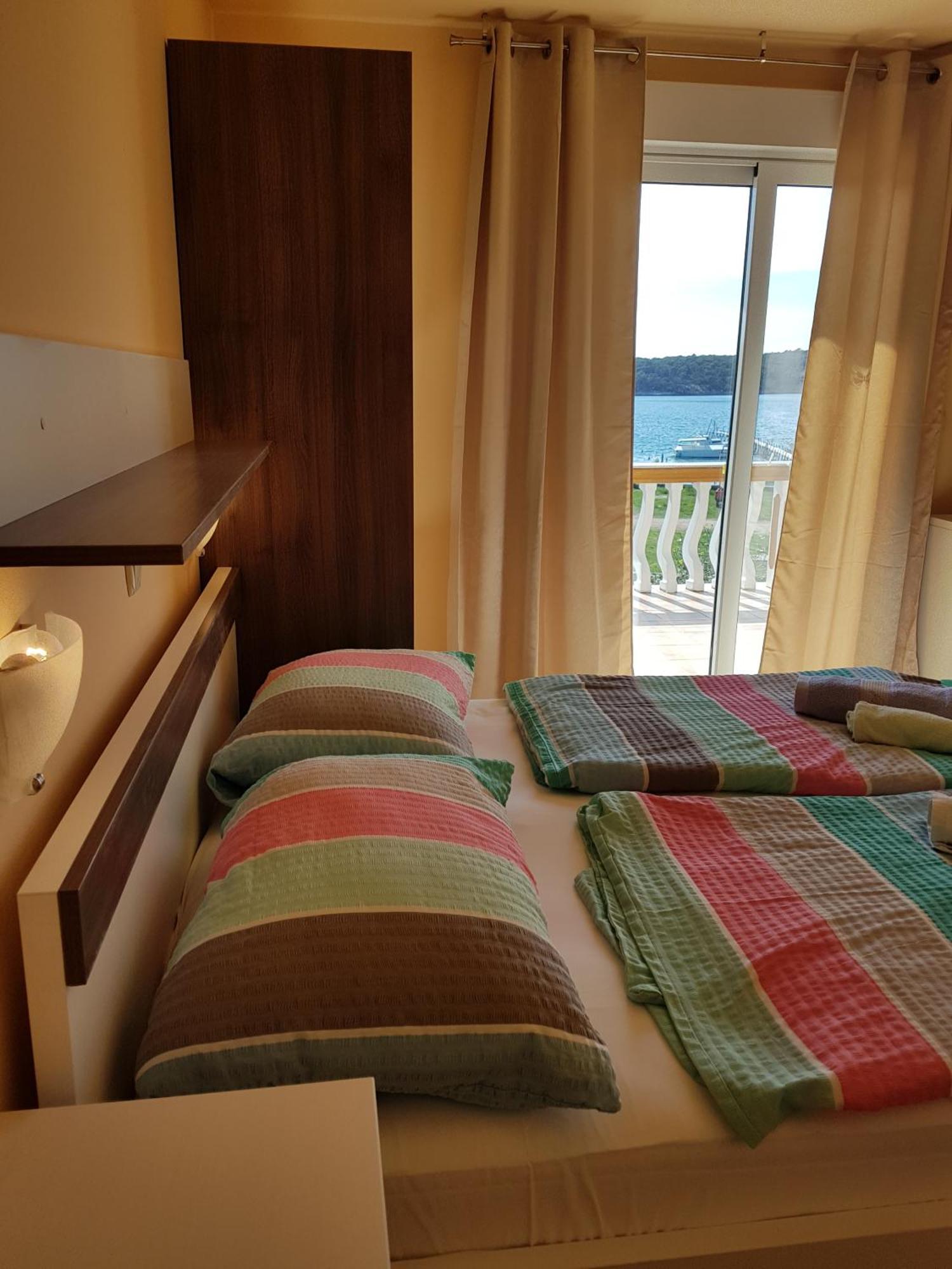 ראב Guesthouse Mira מראה חיצוני תמונה
